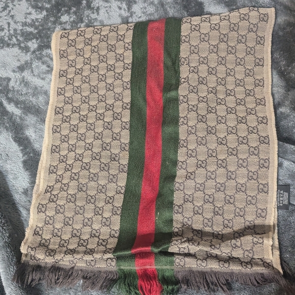 Gucci scarf "authentic" - Picture 4 of 4